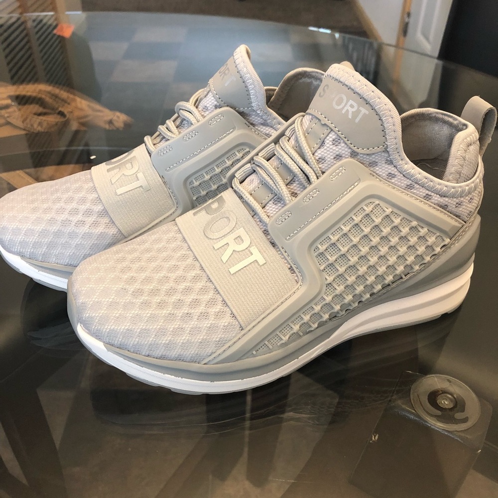 Super Sport Shoe